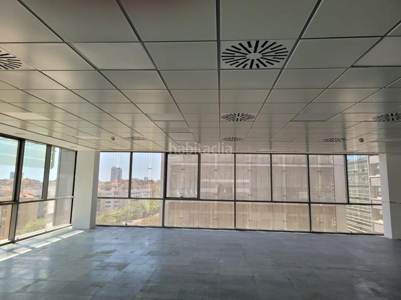 Foto db0c82c2-6ee7-4f4f-ac7e-8ffea5be93fb. Miete büro mit parking in Diagonal Mar i el Front Marítim del Poblenou Barcelona
