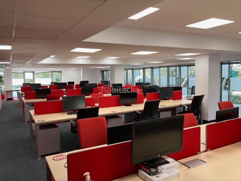 Foto fe32332b-1a3a-4c33-bfdf-bef4fbfc6521. Miete büro in Sant Antoni Barcelona