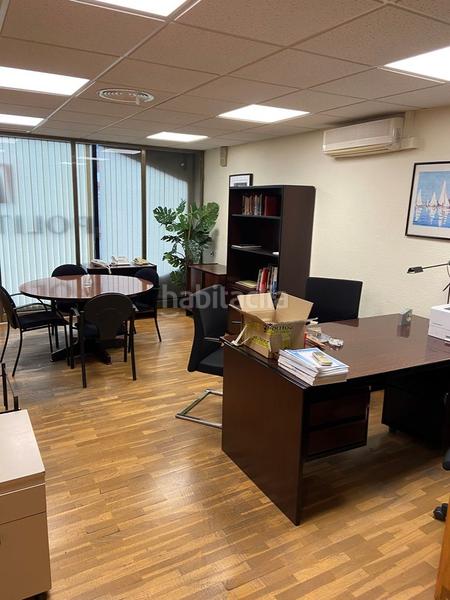 Foto a059f932-a7dc-4c80-8bb3-fbb1213fd72d. Oficina a Dreta de l´Eixample Barcelona