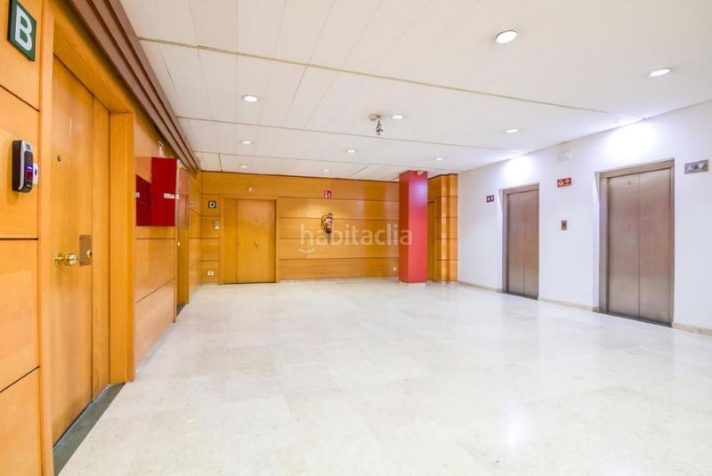 Foto d46a4b65-8d21-41da-923c-92077de1828f. Rent office space with parking in Zona Industrial Prat de Llobregat (El)