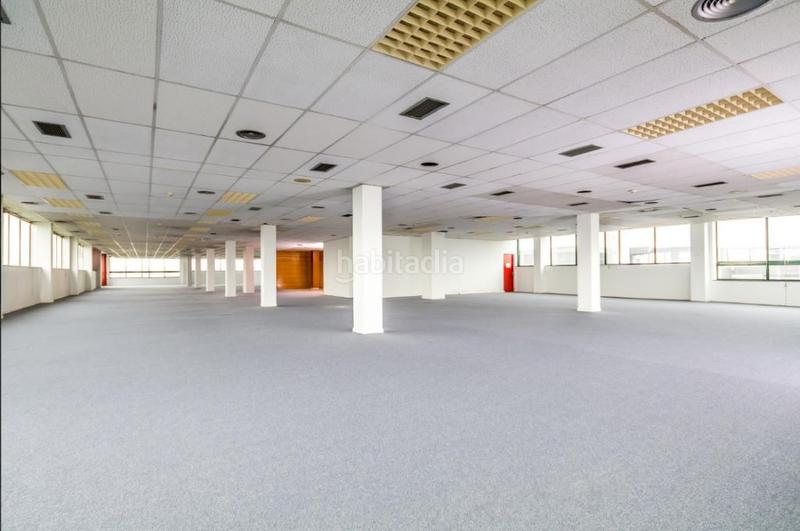 Foto 4dfa6285-8285-401e-84e6-d75533a3de83. Rent office space with parking in Zona Industrial Prat de Llobregat (El)