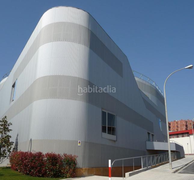 Foto 94d563d5-32ce-4efe-a5c1-54d095b126df. Rent office space with parking in Centre Sant Just Desvern