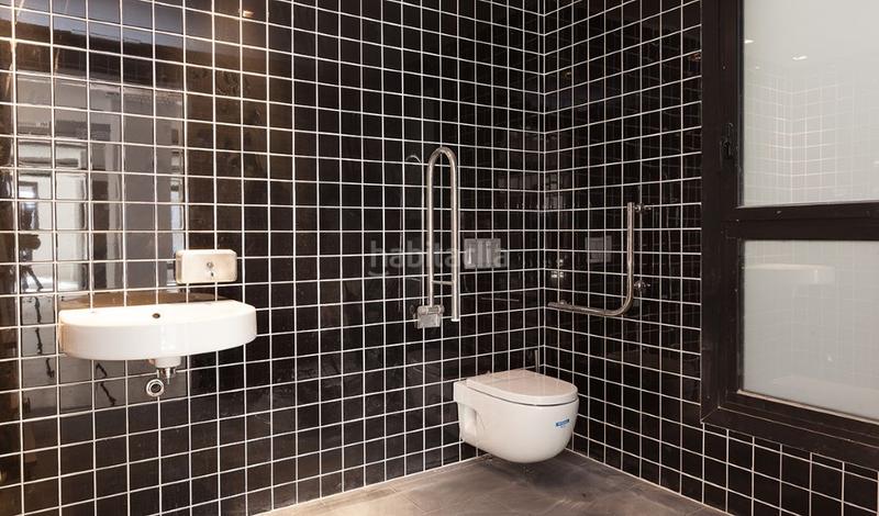 Foto 2b246aee-e0e2-4d07-bf16-cd6b22841ca2. Location bureau dans Sant Ramon - Maternitat Barcelona