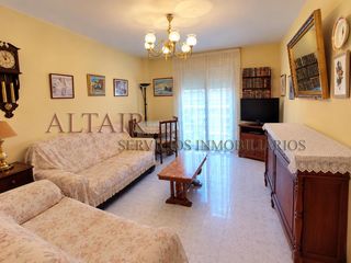 Appartement  Calle del pelicano. ¡oportunidad en carabanchel! piso luminoso de 80 m² con un poten
