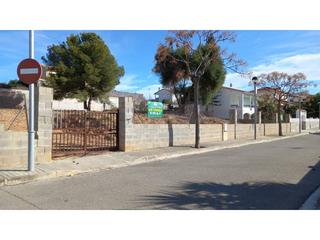 Terreny residencial a Mimoses 12. Solar situado en termino municipal de vilanova  urb. santa maria