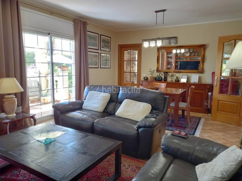 Foto 1d4c6239-c543-4952-9012-01a9eda6e4c9. Casa con riscaldamento parcheggio piscina in Cunit residencial Cunit