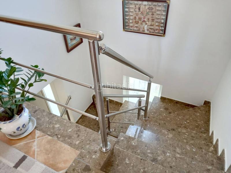 Foto 3719629b-3917-416e-bef2-3dc0076a93c6. Casa con riscaldamento parcheggio piscina in Cunit residencial Cunit