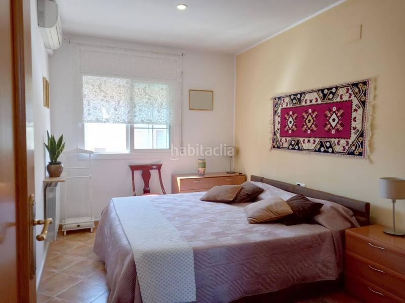 Foto 540529e1-05ef-42a0-b24f-c7008bf5dd70. Casa con riscaldamento parcheggio piscina in Cunit residencial Cunit