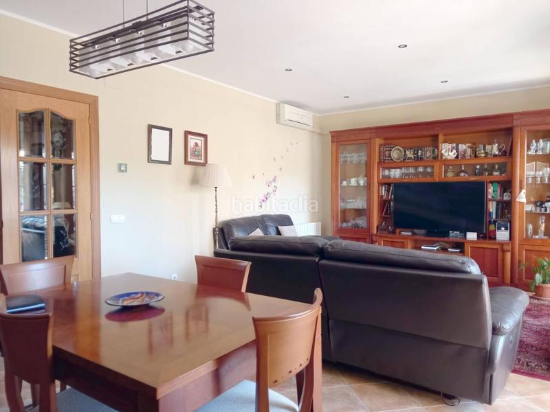 Foto 6b5e78e7-7133-4cb9-8c35-e15de7f7def8. Casa con riscaldamento parcheggio piscina in Cunit residencial Cunit