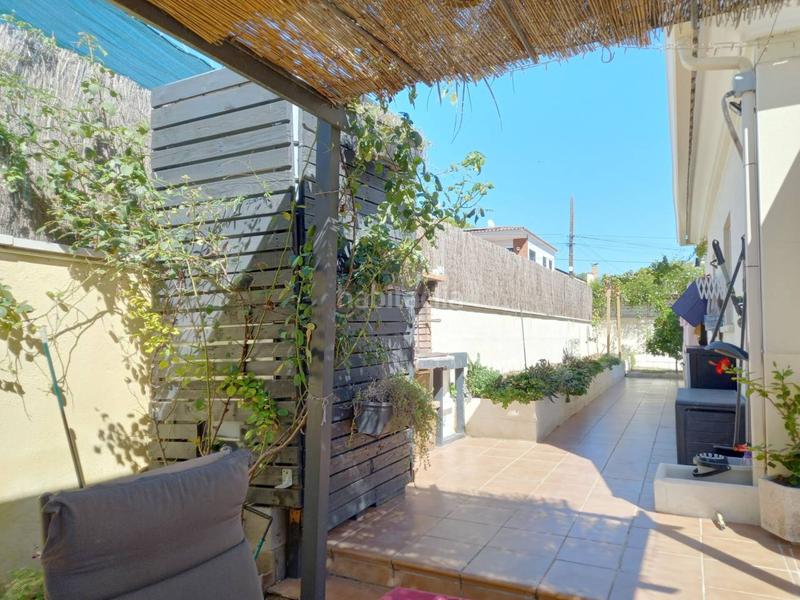 Foto be9bc13a-8e7f-47ca-a5ba-050a9cfd0b59. Casa con riscaldamento parcheggio piscina in Cunit residencial Cunit