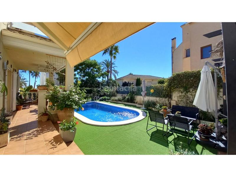 Foto c8b357f0-6956-41c9-90df-807b129f0992. Casa con riscaldamento parcheggio piscina in Cunit residencial Cunit