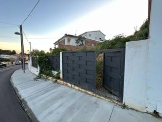 Solar industrial a Dalia 87. Excelente oportunidad para adquirir un solar en venta en mas tra