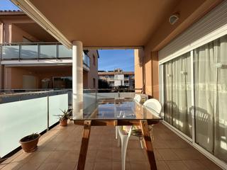 Flat  Calle prat de la riba. Piso en venta en playa mota de sant pere  cubelles
