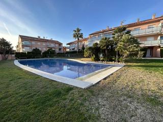 Pis  Prat de la riba. Piso en venta en playa mota de sant pere  cubelles