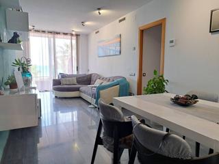 Flat in Calle saligar 11. Piso seminuevo en primera linea de mar   urb. mota de sant pere