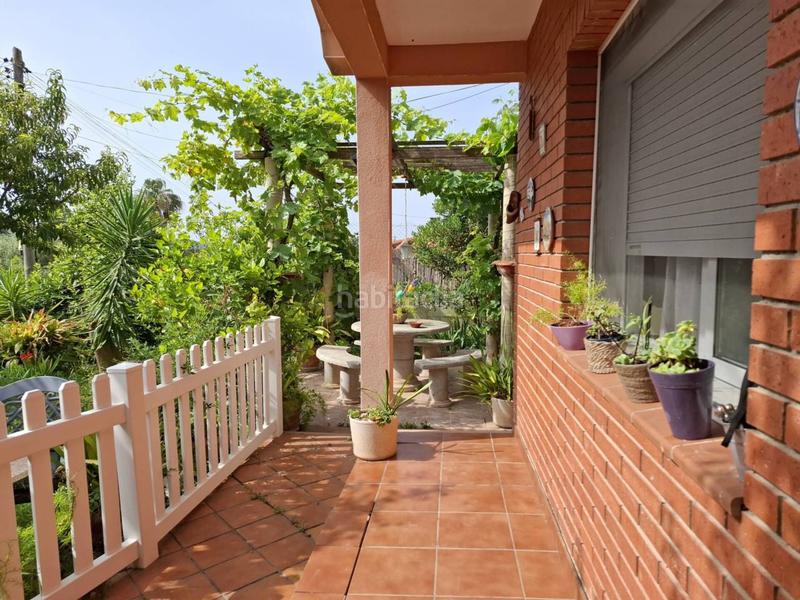 Foto 02ef1c78-31ab-4507-9d7a-7daef39cf120. Casa  individual en urbanizacion costa en costa Cunit - els jardins - els rosers Cunit