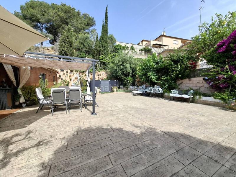 Foto 32dd34ef-422e-48f8-bd42-06f3074a584f. Casa  individual en urbanizacion costa en costa Cunit - els jardins - els rosers Cunit