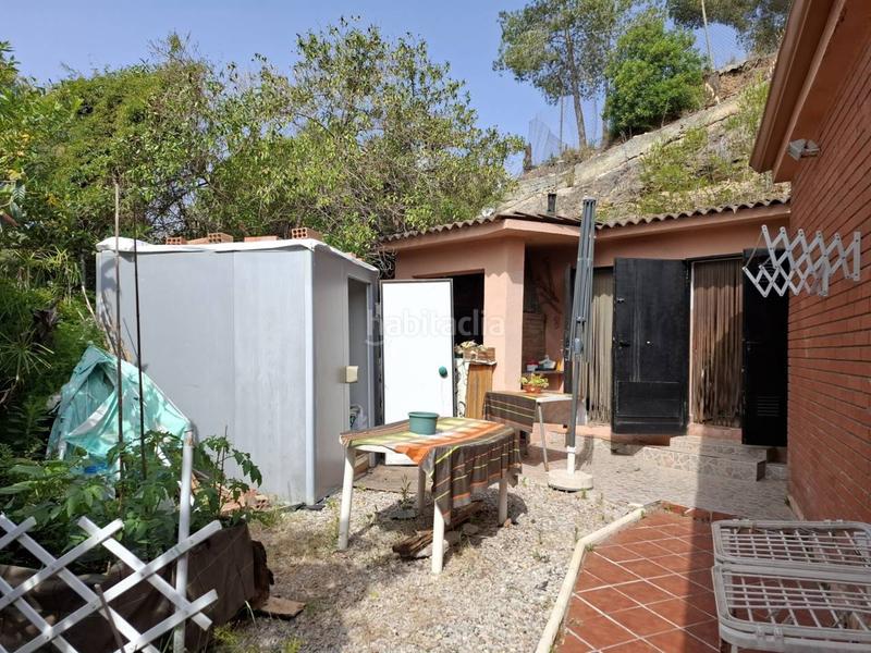 Foto 54b9fb53-8ca2-440f-8aa2-940551de5834. Casa  individual en urbanizacion costa en costa Cunit - els jardins - els rosers Cunit