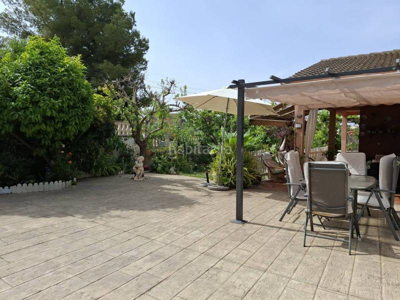 Foto 5bc04d54-7449-4946-ba50-63f45c268a1b. Casa  individual en urbanizacion costa en costa Cunit - els jardins - els rosers Cunit