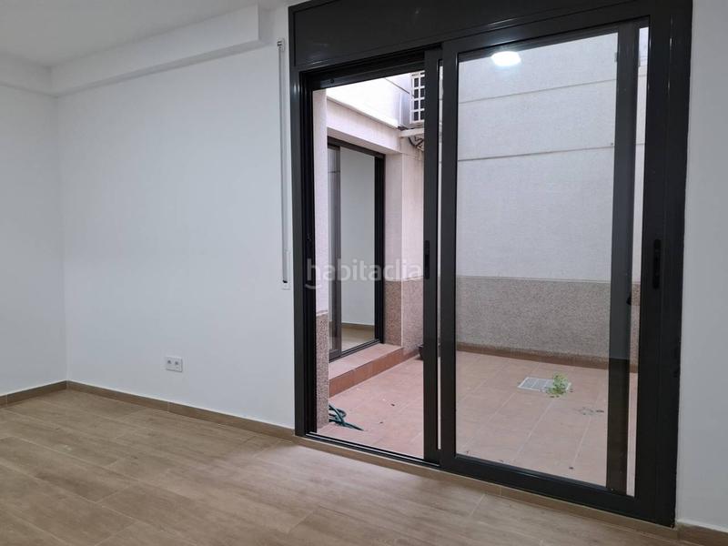 Foto 2657ca48-046f-4a54-a65d-429db67456e8. Pis amb calefacció a Santa Maria-l´Eixample-Sud Sumella Cubelles