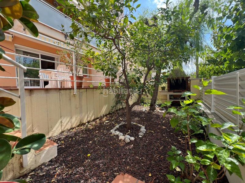 Foto 6a92ea6c-ab76-4fe1-80e6-ee40fd3a4b95. Piso excelente planta baja con jardín en la playa del Maritim . en Cubelles