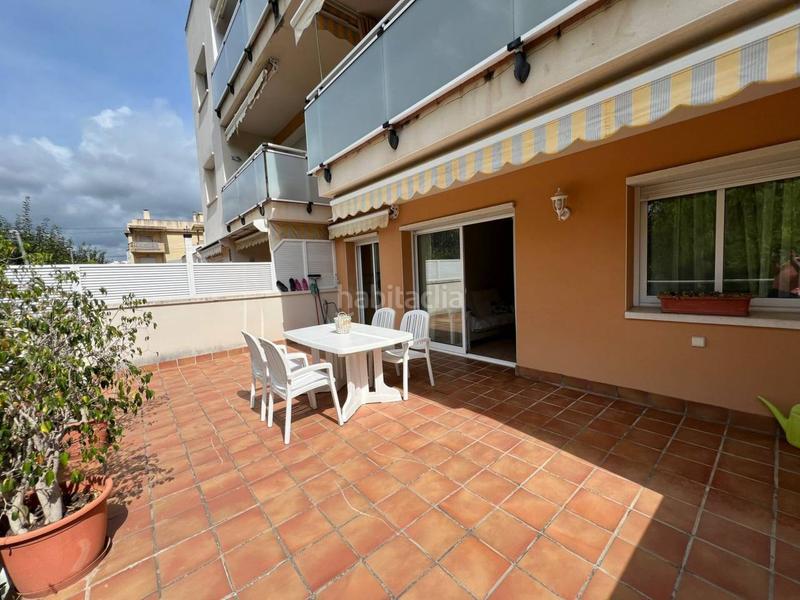 Foto a8699220-49cd-4d28-b26c-213db82dcbdd. Piso excelente planta baja con jardín en la playa del Maritim . en Cubelles