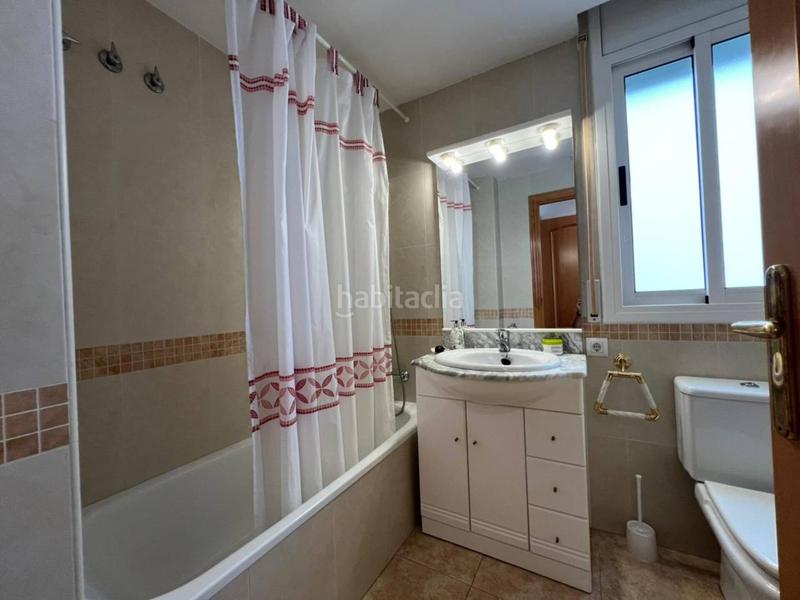 Foto dbd45e06-7849-41f7-81c2-98e0517b7eb3. Piso excelente planta baja con jardín en la playa del Maritim . en Cubelles