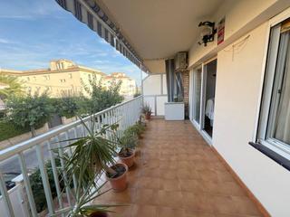 Etagenwohnung  Narcís monturiol. Primero de altura sin ascensor con vistas a mar en maritim de cu