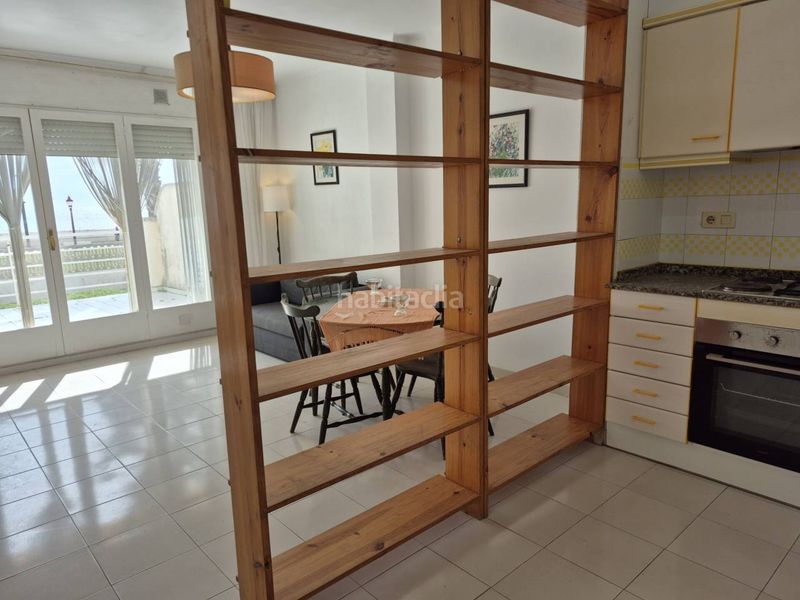 Foto 1315a86c-7fab-41d8-993a-a8670080d01c. Apartament amb piscina a Maritim Cubelles