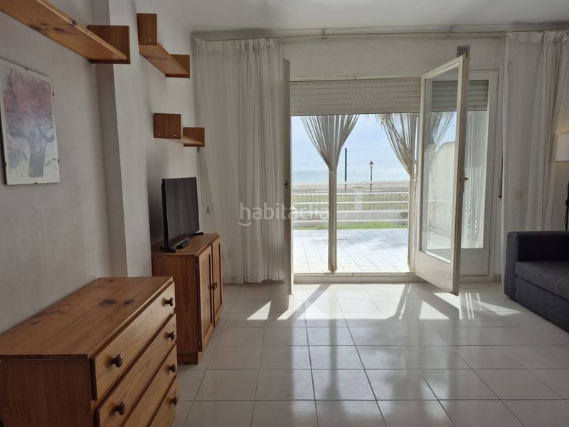 Foto 2b40904a-5dfe-402b-8713-193d2de8cb67. Apartament amb piscina a Maritim Cubelles