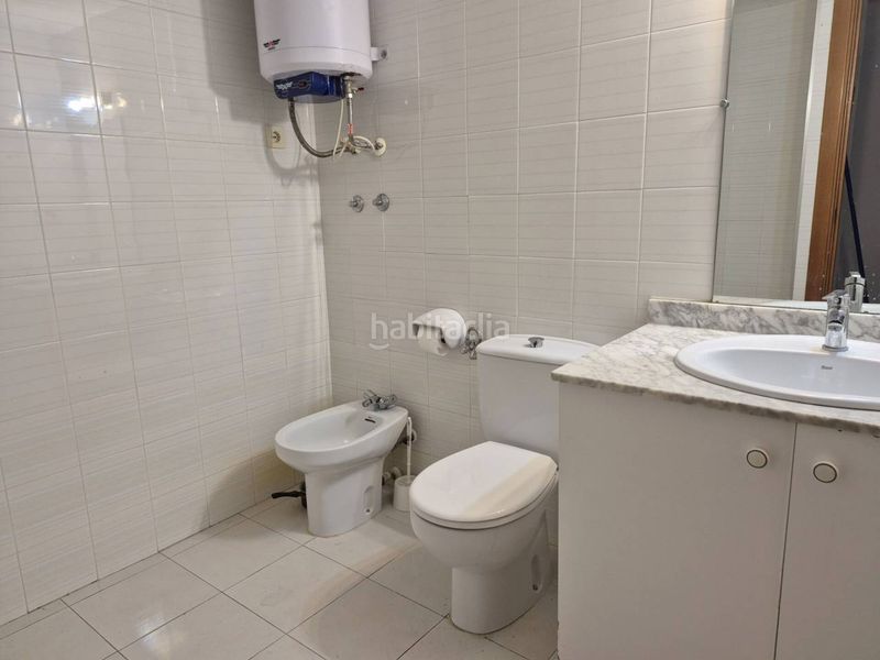 Foto 5e749343-8319-4b71-8cdb-bd8fbf25cdd6. Apartament amb piscina a Maritim Cubelles