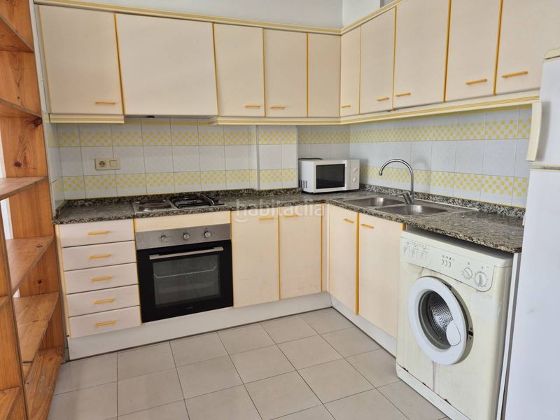 Foto 76ef3592-609b-4bce-87e5-cf75c15cfc73. Apartament amb piscina a Maritim Cubelles