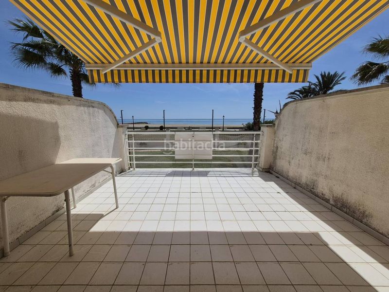 Foto 8f4e36d2-9a40-47e3-82ea-f7e999adf913. Apartament amb piscina a Maritim Cubelles