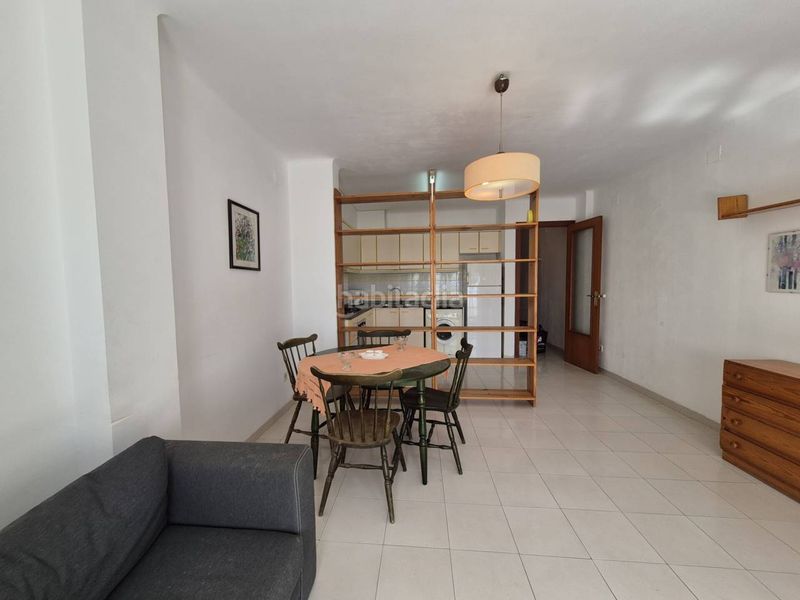 Foto a166202e-f455-431f-a249-4f071fa5cd22. Apartament amb piscina a Maritim Cubelles