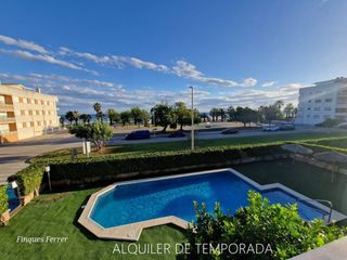 Location Appartement  Avenida jaume i 79. Primero de altura frontal mar en alquiler temporal en mota de sa