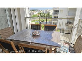 Location Appartement  Calle llevant 10. 2º de altura con ascensor en 2ª línea de mar, zona maritim de cu