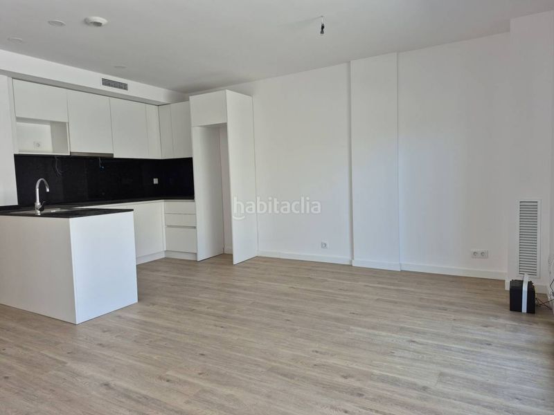 Foto 3a231725-451b-455d-82c4-c7e12ce876bc. Apartament a calle doctor fleming 7 a Bardaji-El Molí de Baix Cubelles
