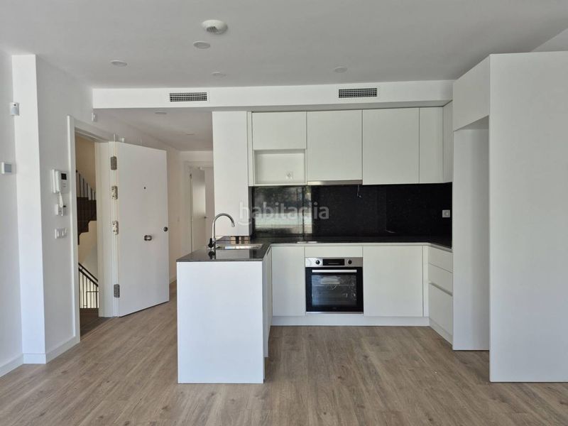 Foto 6d2627d4-7e12-4e42-b157-43131aca2129. Apartament a calle doctor fleming 7 a Bardaji-El Molí de Baix Cubelles