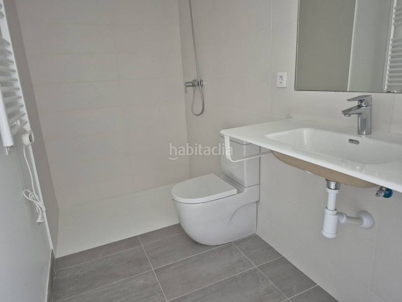 Foto 26a1814f-9a80-4d76-b0da-c52659750f73. Apartament a calle doctor fleming 7 a Bardaji-El Molí de Baix Cubelles