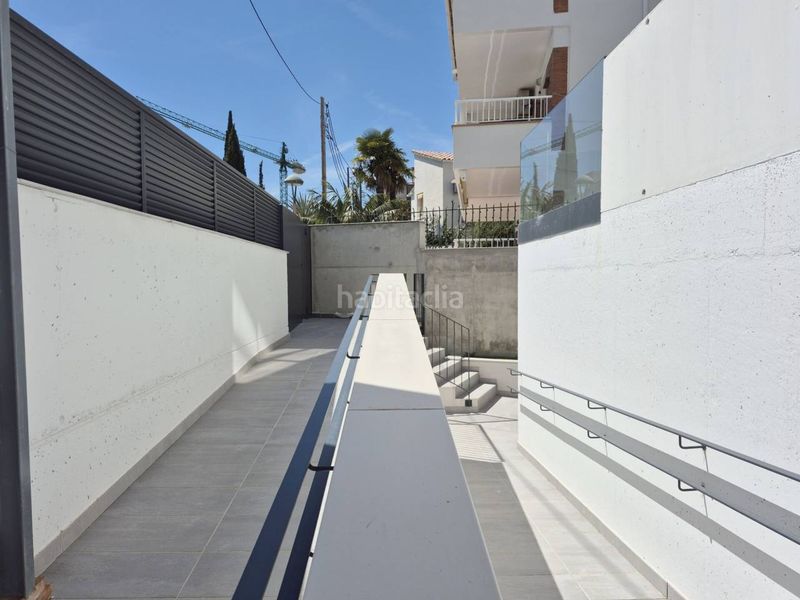 Foto 9f0a33e2-3d25-49d1-94fa-2a241db336a9. Apartament a calle doctor fleming 7 a Bardaji-El Molí de Baix Cubelles