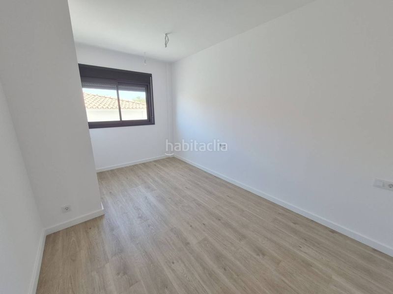 Foto acf628fc-c5fe-4a6e-aebd-4cb469bbdf83. Apartament a calle doctor fleming 7 a Bardaji-El Molí de Baix Cubelles