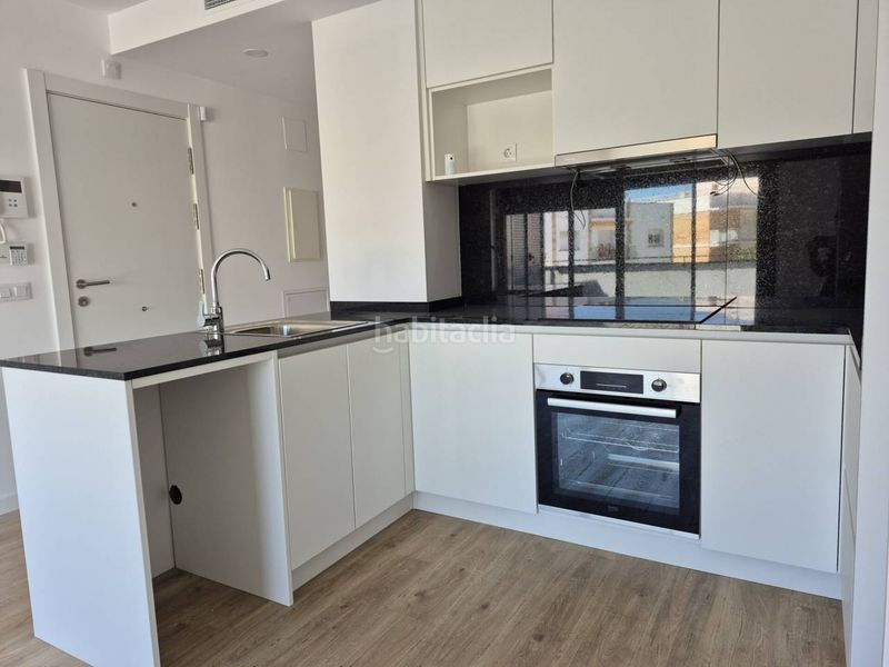 Foto ebca154e-669d-4e20-8f9b-32b98bec7281. Apartament a calle doctor fleming 7 a Bardaji-El Molí de Baix Cubelles