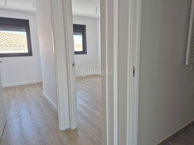 Foto fef0f3a6-3816-4f23-a5c6-a793e539291d. Apartament a calle doctor fleming 7 a Bardaji-El Molí de Baix Cubelles