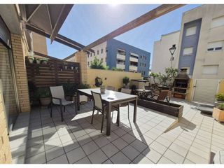 Maison à Les Salines-Pla de Sant Pere. Casa adosada en venta en 2ª linea de mar con 3 dormitorios más b