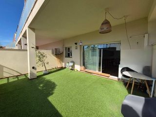 Appartamento  Calle gallifa. Planta baja reformada con acceso directo a la piscina en sud sum