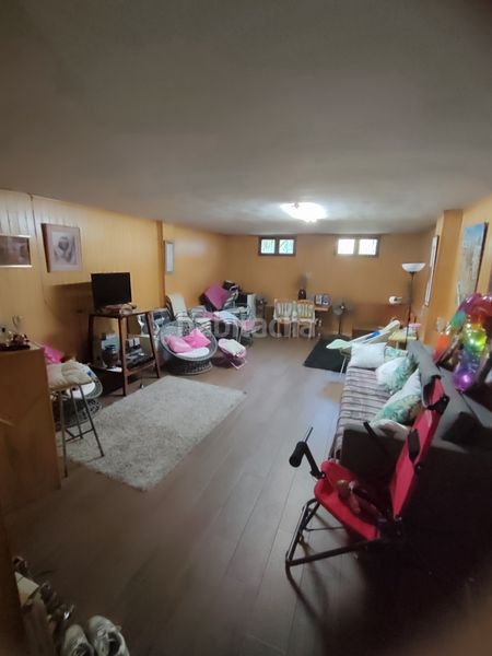 Foto ce0bb0ad-7535-4e4d-b8ca-bdb7713fcbef. Casa aparellada amb calefacció piscina a Los Villares Arganda del Rey