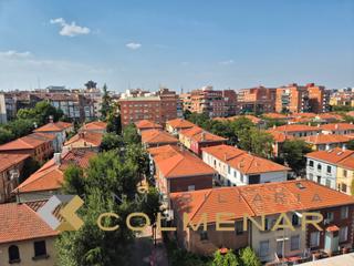 Etagenwohnung in Guindalera