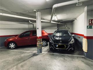 Miete Autoparkplatz in Calle del tinte 9. Plaza de garaje en alquiler en colmenar viejo centro zona mercad