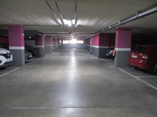 Parking coche  Calle de san benito. !!!! muy cerca del intercambiador de plaza castilla !!!