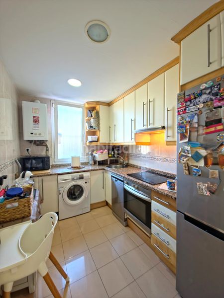 Foto cffb9576-16f6-4361-a535-d73238f7a8e6. Pis amb calefacció a San Diego Madrid